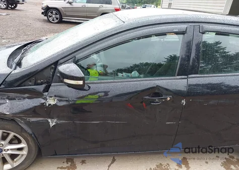 2016 Ford Focus Se z USA, uszkodzony, nr VIN 1FADP3F26GL202055